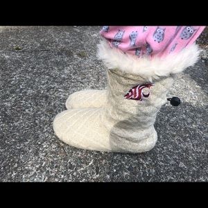 Team Sport NCAA Washington State Women’s Slippers